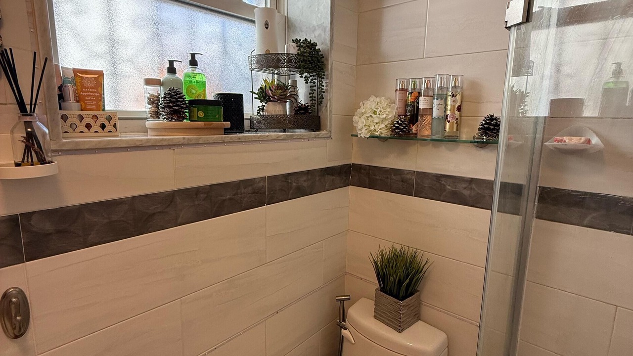 Photo of Bathroom in Country Club
