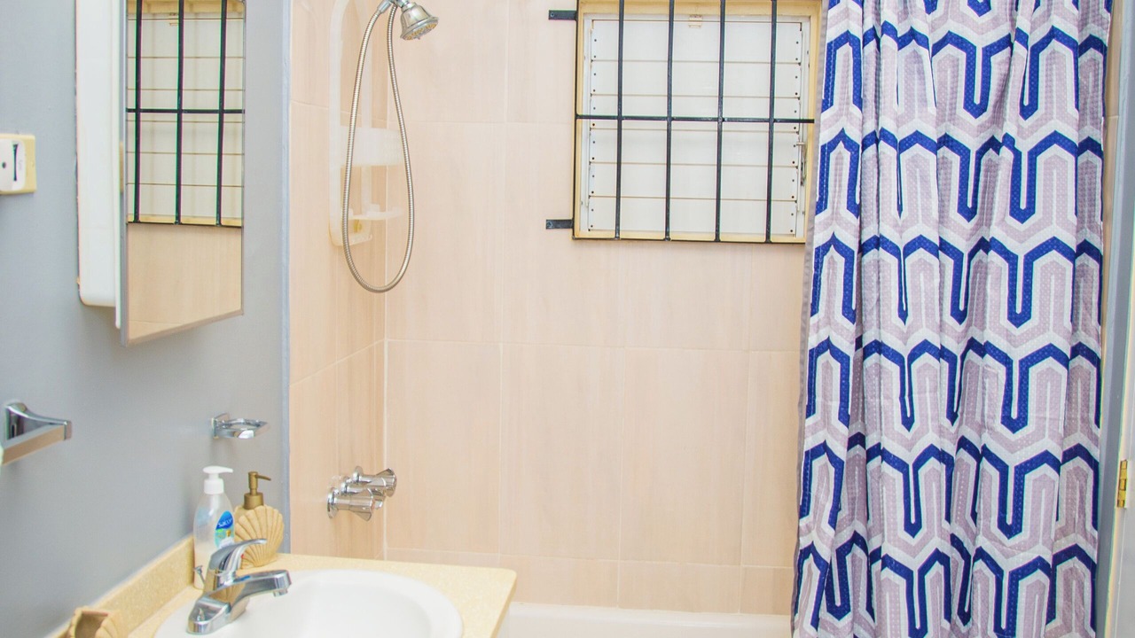 Photo of Bathroom in Caribbean Estates