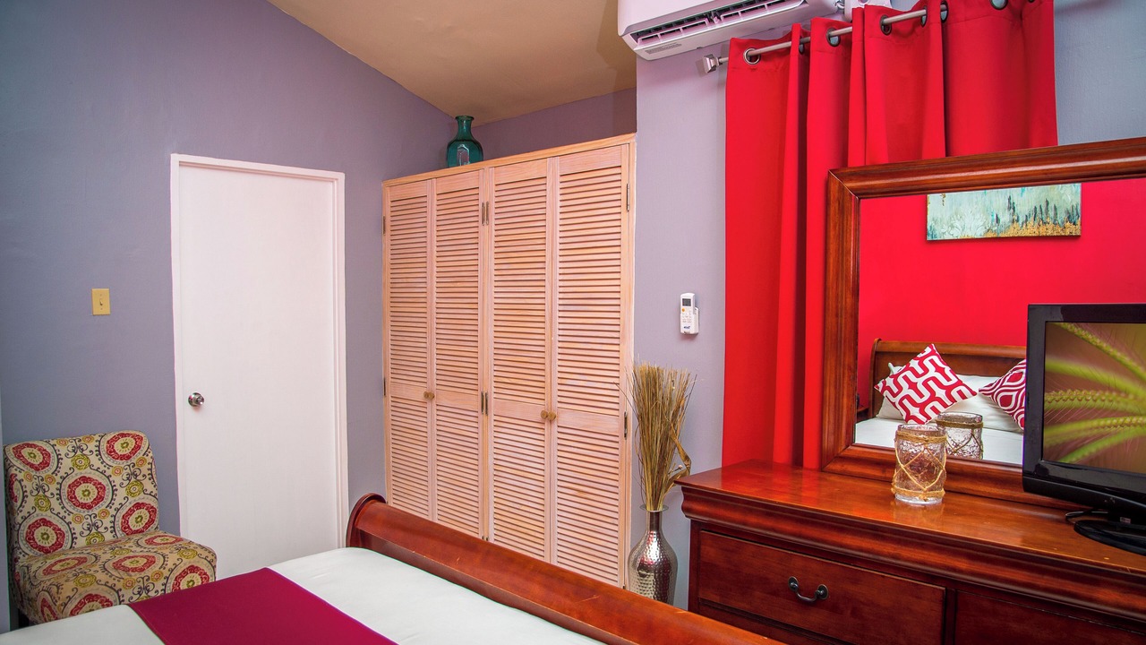Photo of Bedroom in Caribbean Estates