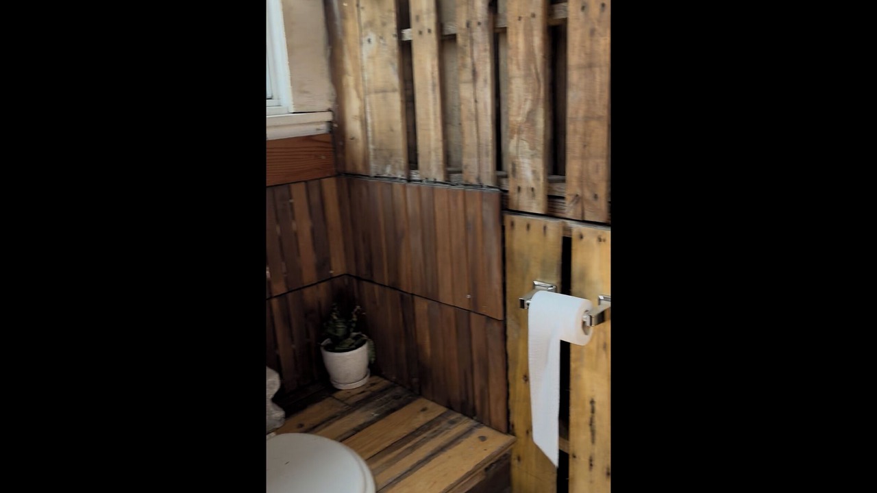 Photo of Bathroom in Broad Channel