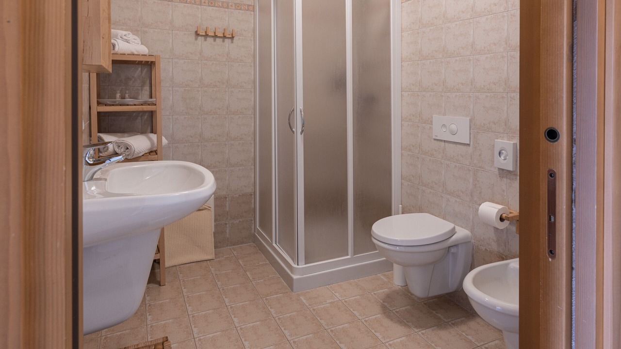 Photo of Bathroom in Tambre