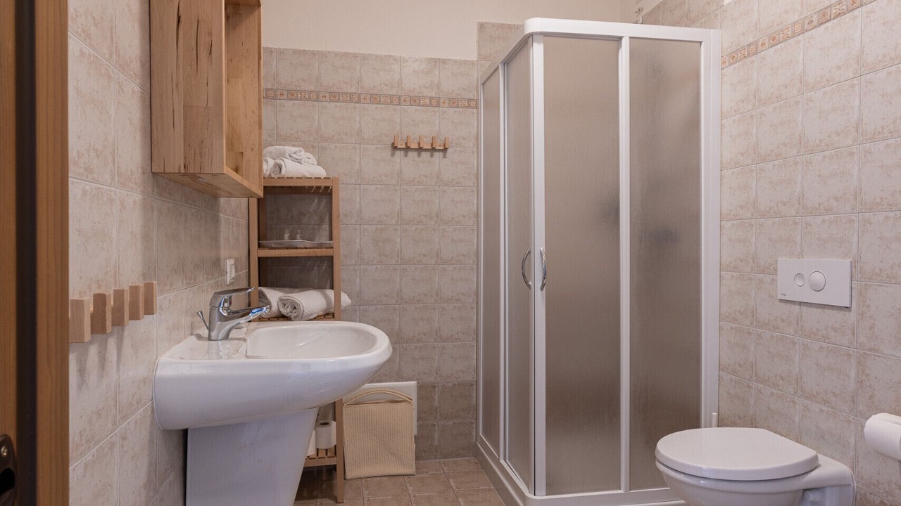 Photo of Bathroom in Tambre