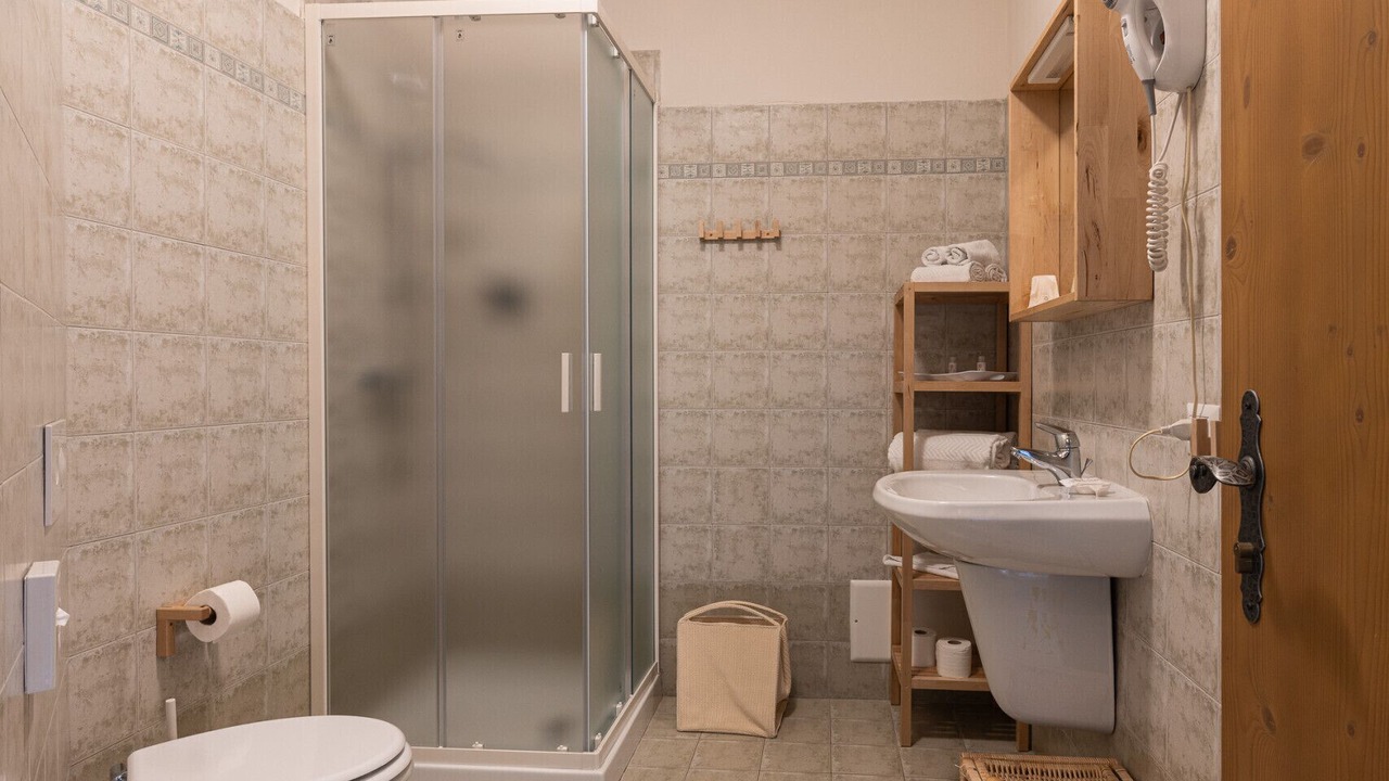 Photo of Bathroom in Tambre