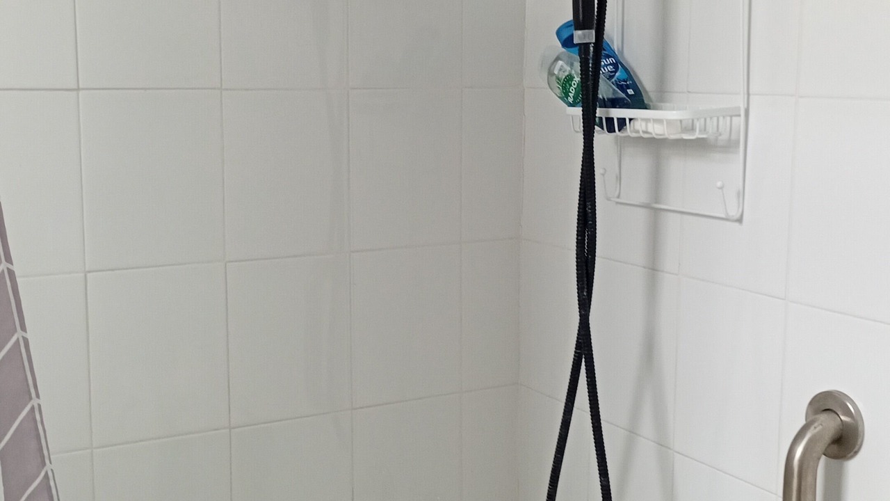 Photo of Bathroom in Tar Bay