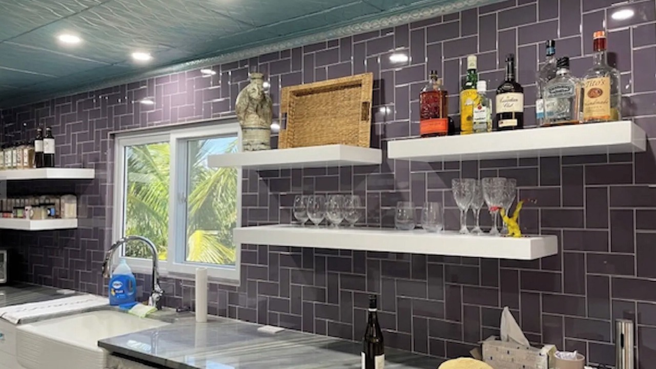 Photo of Kitchen in Green Turtle Cay