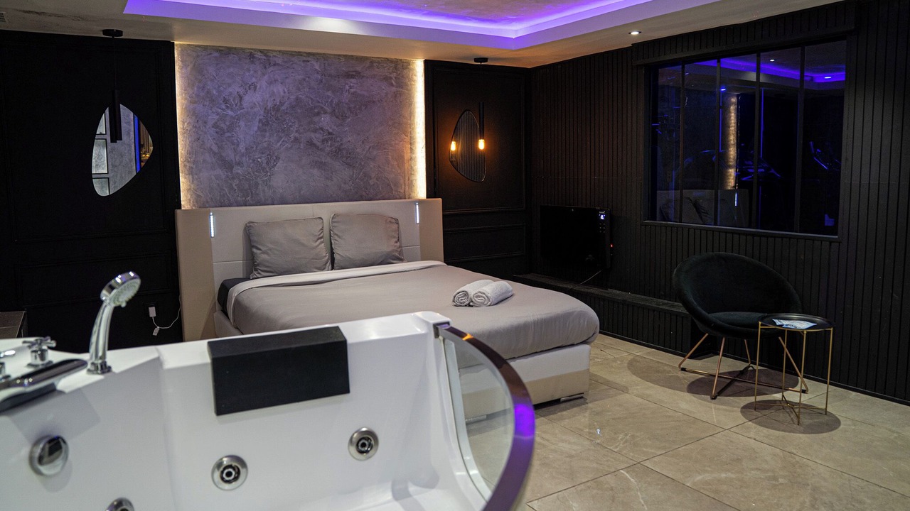 Photo of Bedroom in Fontenay-aux-Roses