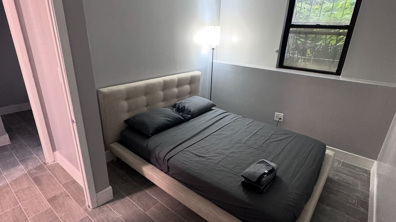 Photo of Bedroom in Ocean Hill
