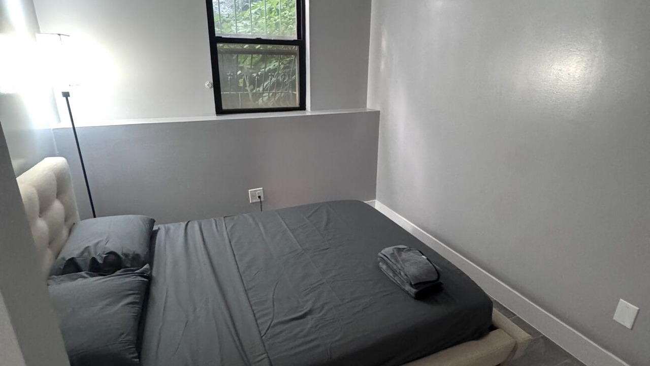 Photo of Bedroom in Ocean Hill