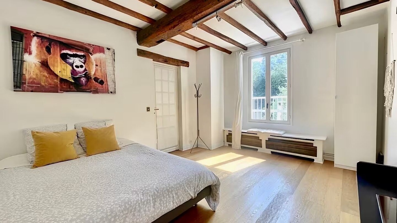 Photo of Bedroom in Le Plessis-Robinson