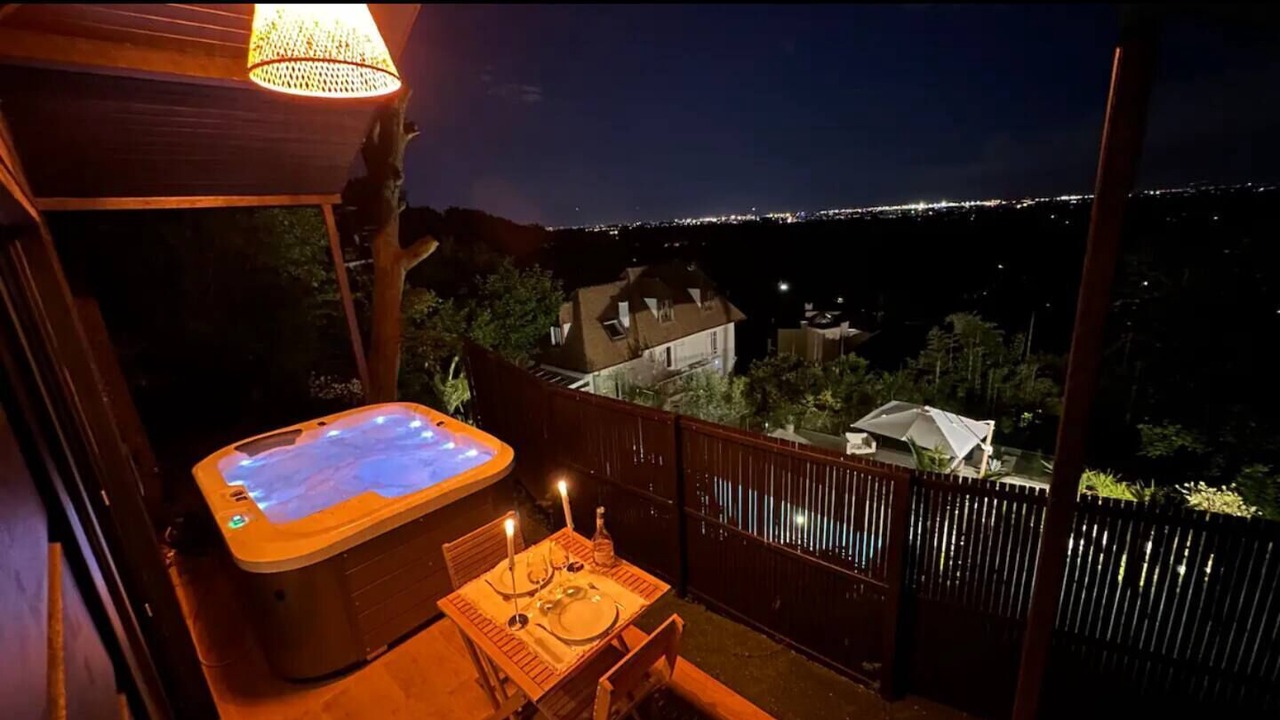 Photo of Patio Balcony in Le Plessis-Robinson
