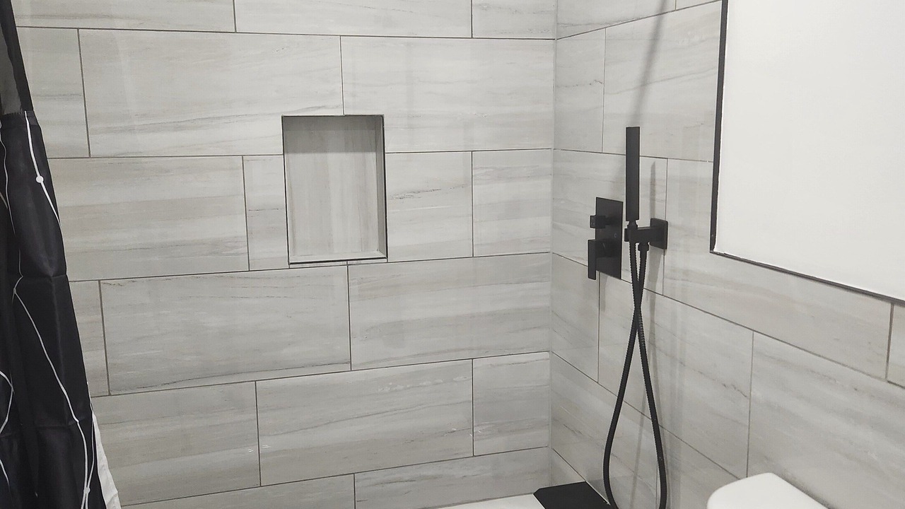 Photo of Bathroom in Canarsie