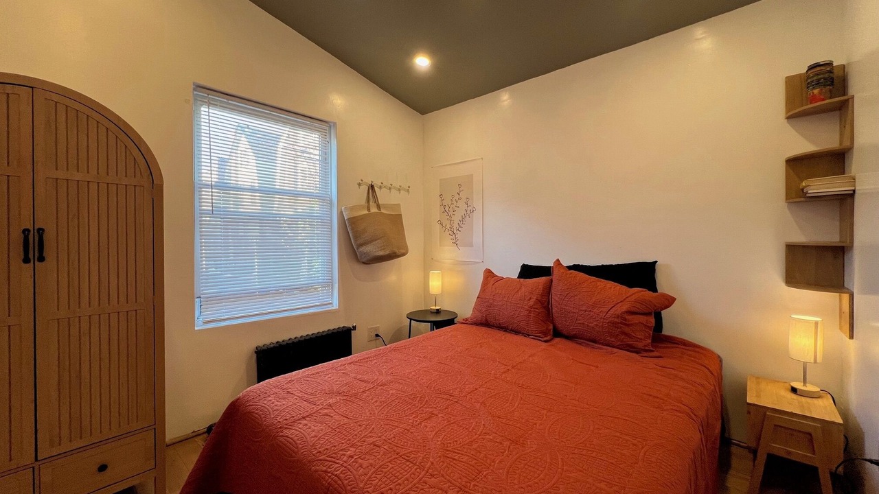 Photo of Bedroom in Queens