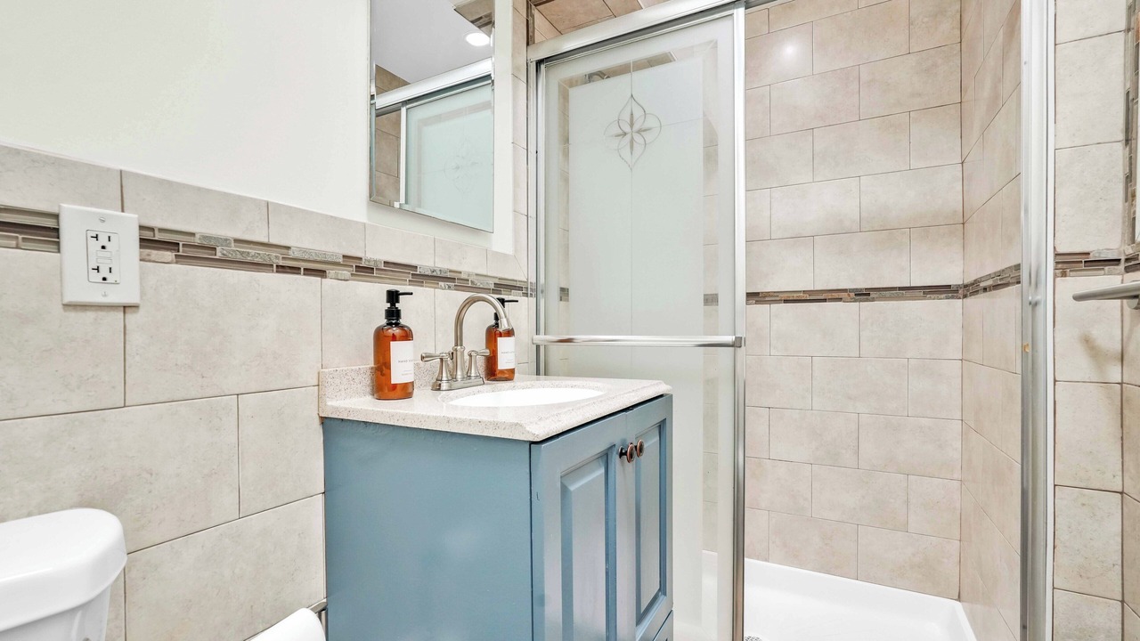 Photo of Bathroom in Canarsie