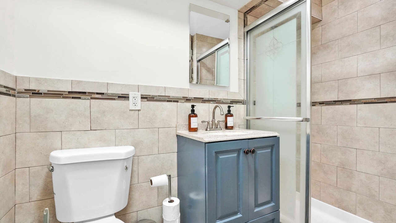 Photo of Bathroom in Canarsie