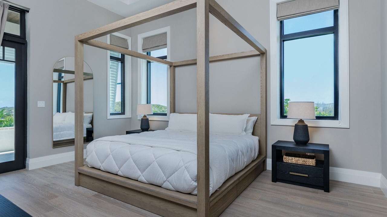 Photo of Bedroom in Staniel Cay