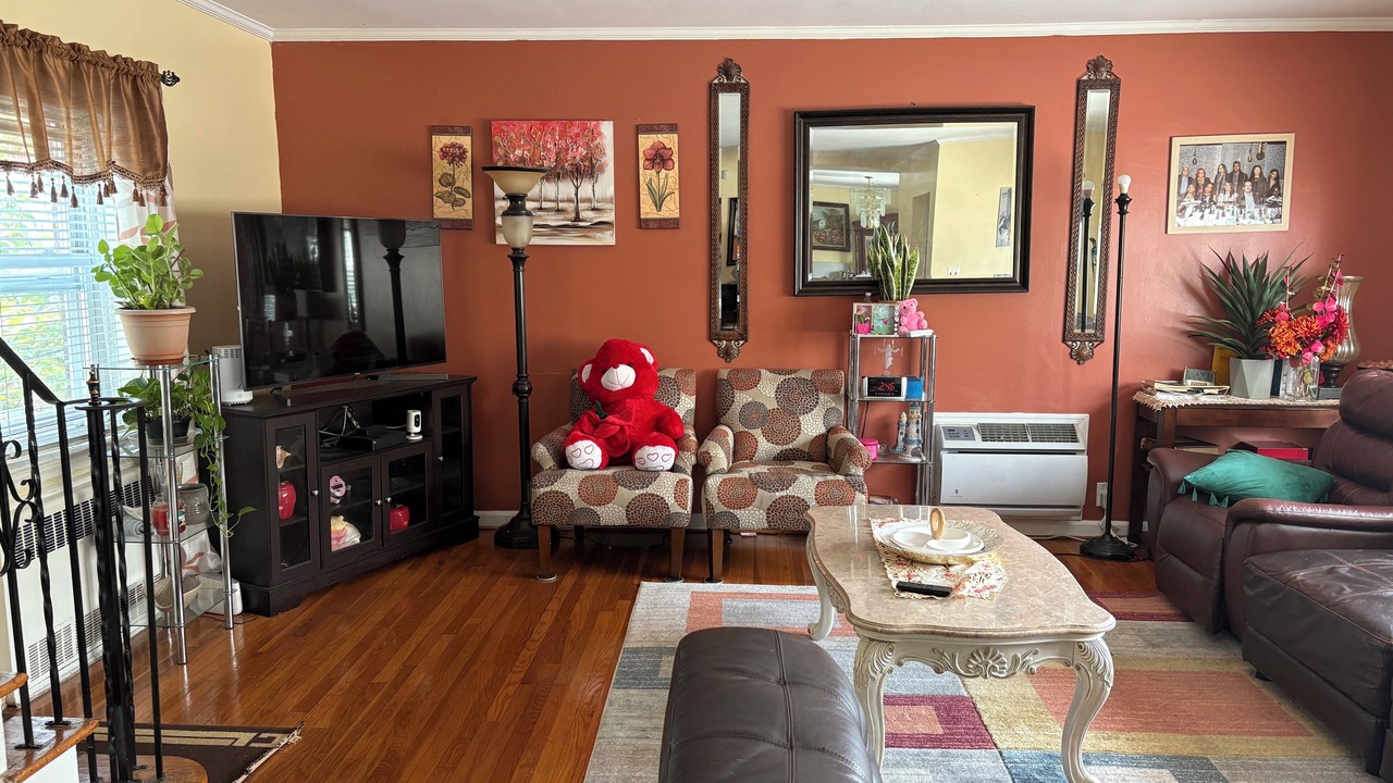 Photo of Livingroom in East Flatbush