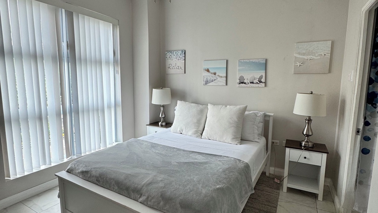 Photo of Bedroom in Beverly Hills