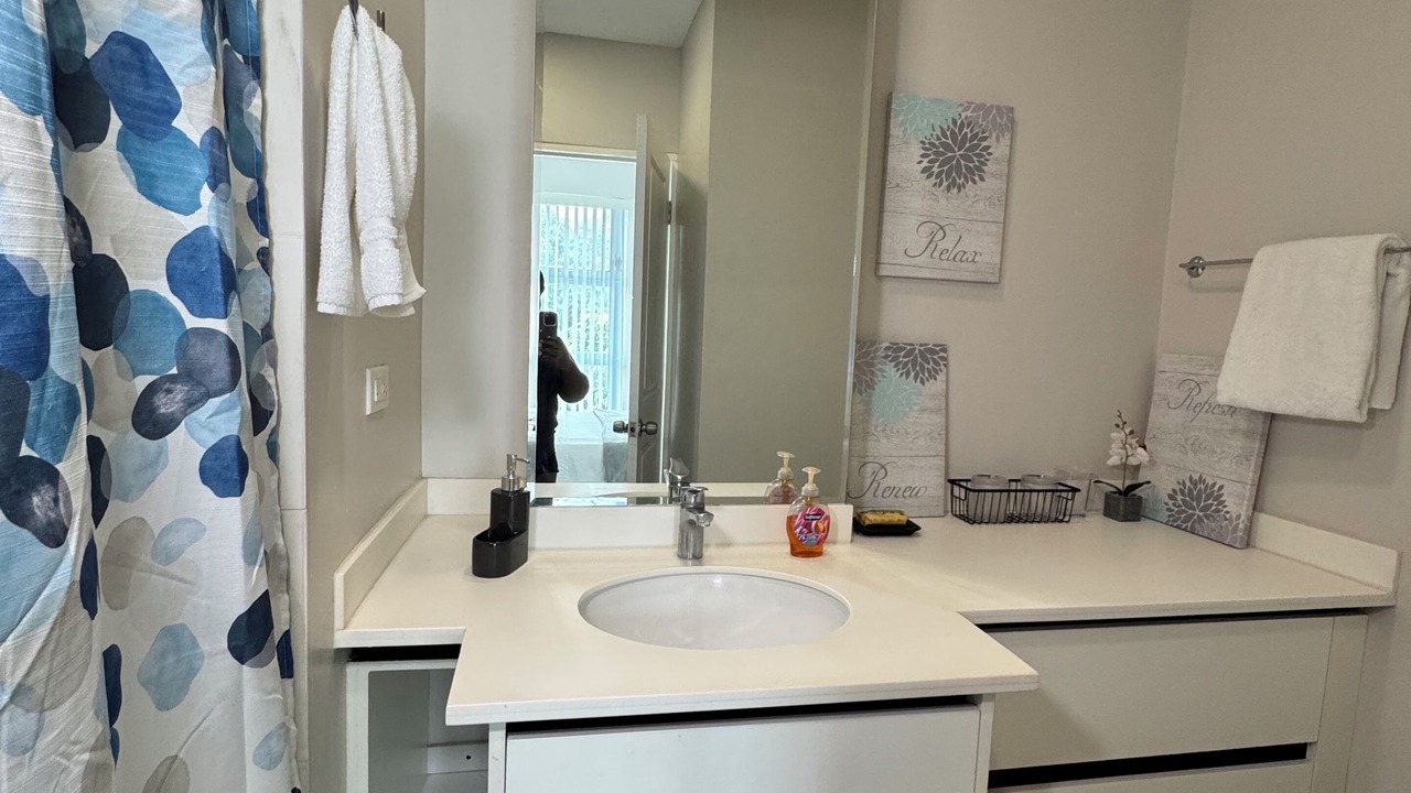 Photo of Bathroom in Beverly Hills