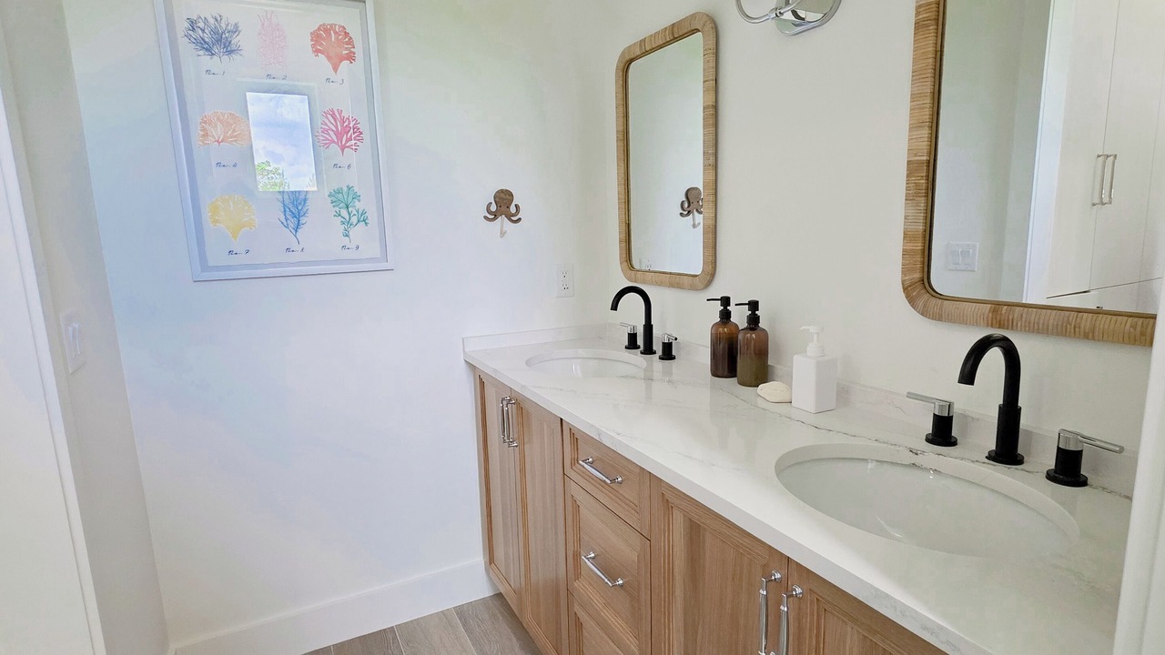 Photo of Bathroom in Treasure Cay