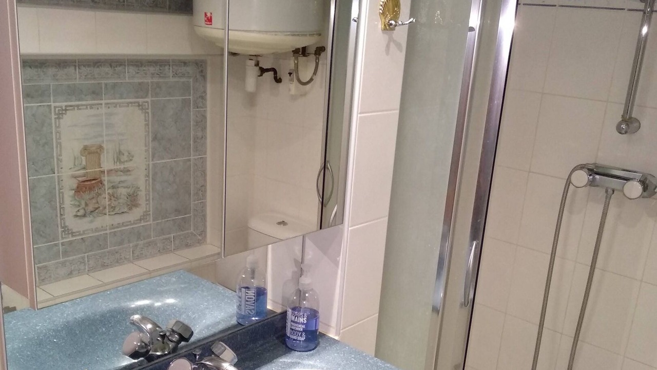 Photo of Bathroom in Alfortville