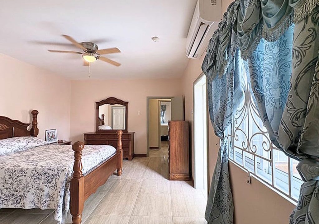 Photo of Bedroom in Mango Walk