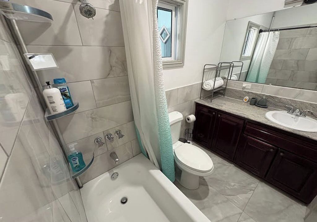 Photo of Bathroom in Mango Walk
