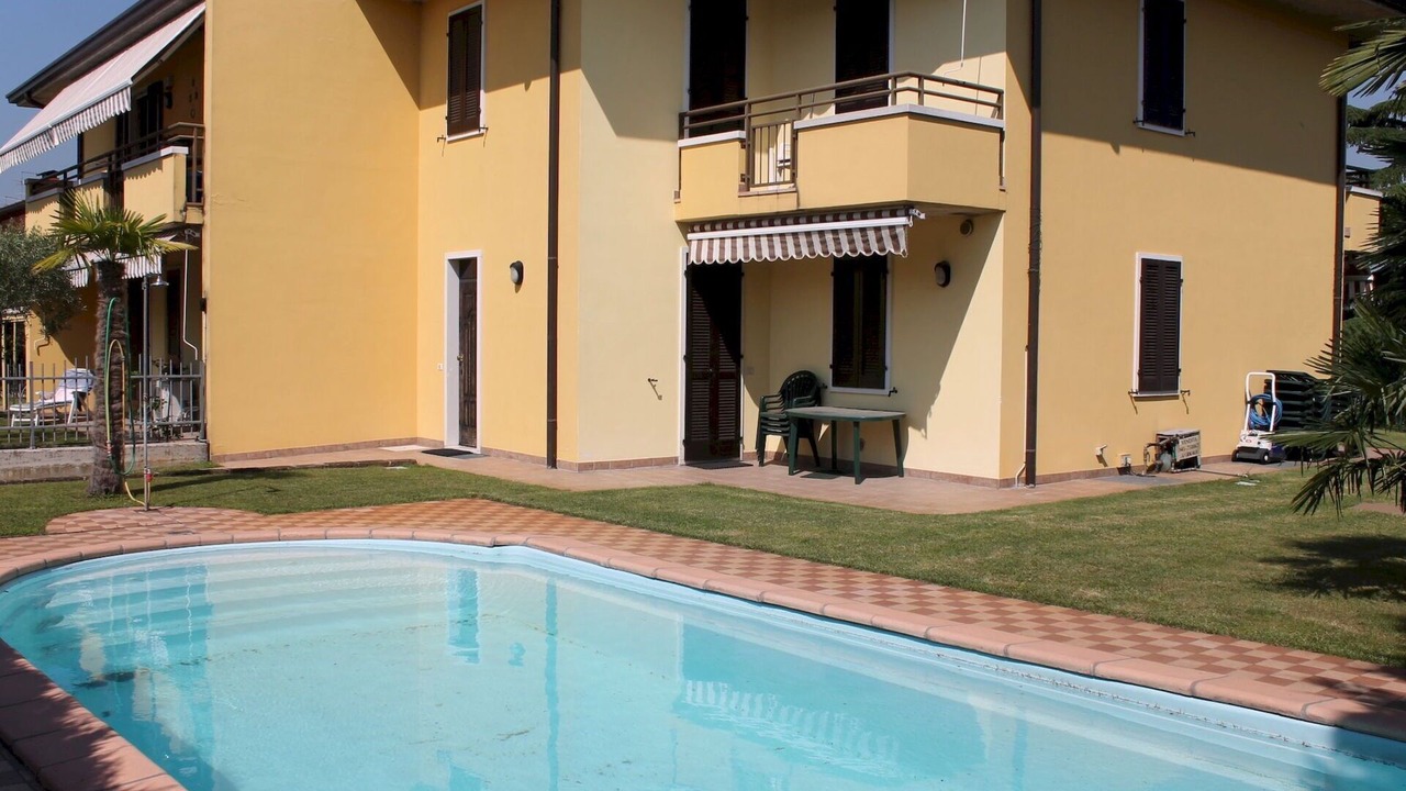 Photo of Patio Balcony in Cola