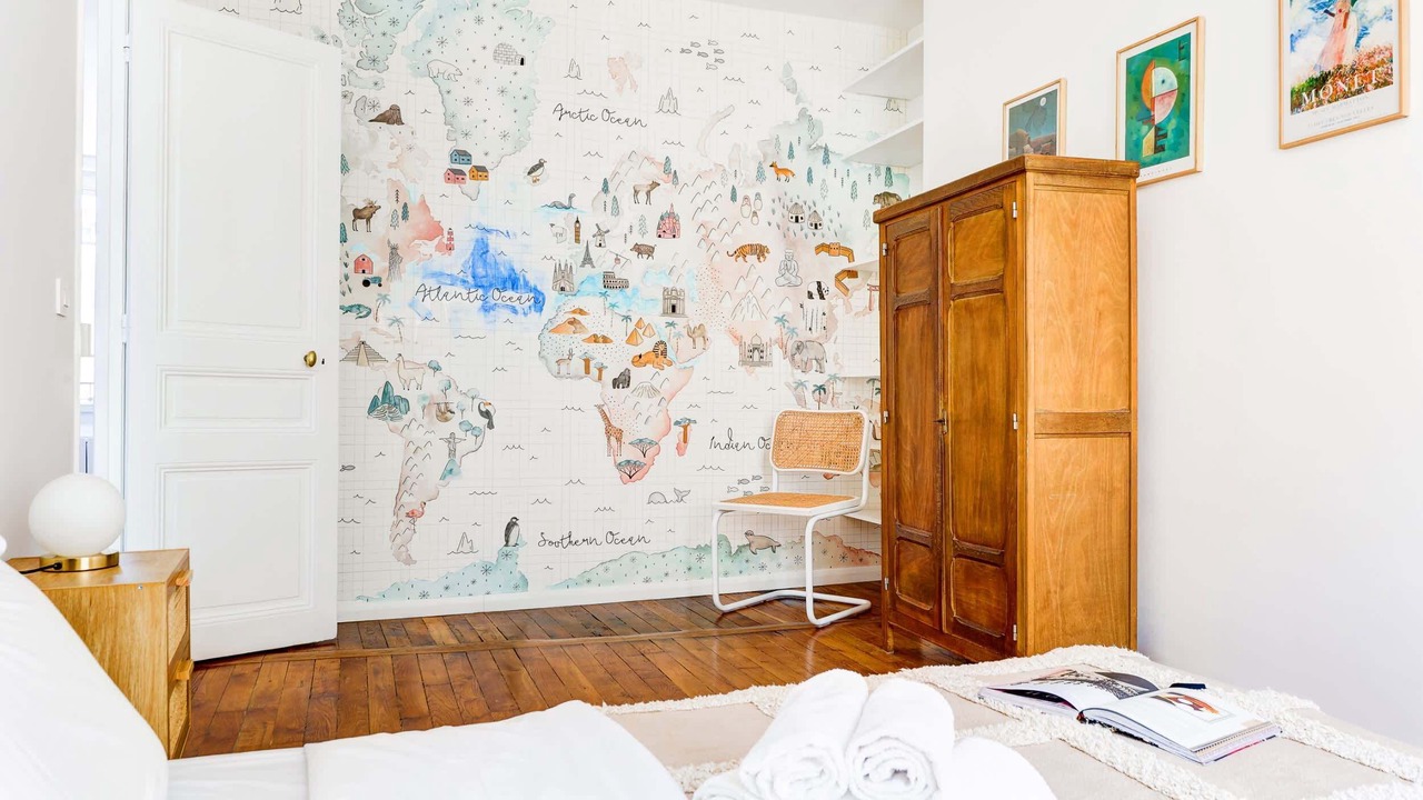 Photo of Bedroom in 9th Arrondissement