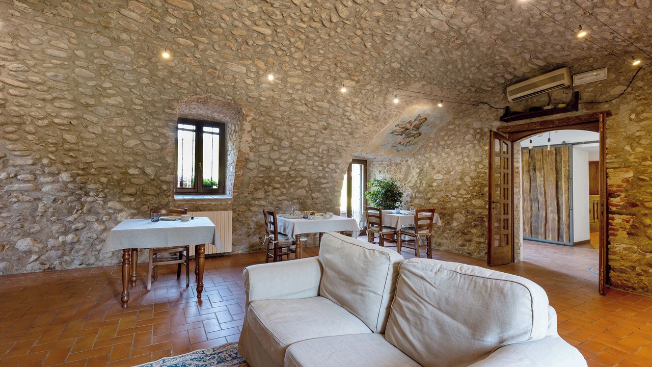 Photo of Livingroom in Santa Lucia ai Monti