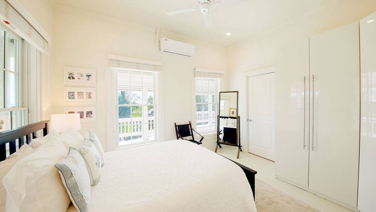 Photo of Bedroom in Governor's Harbour