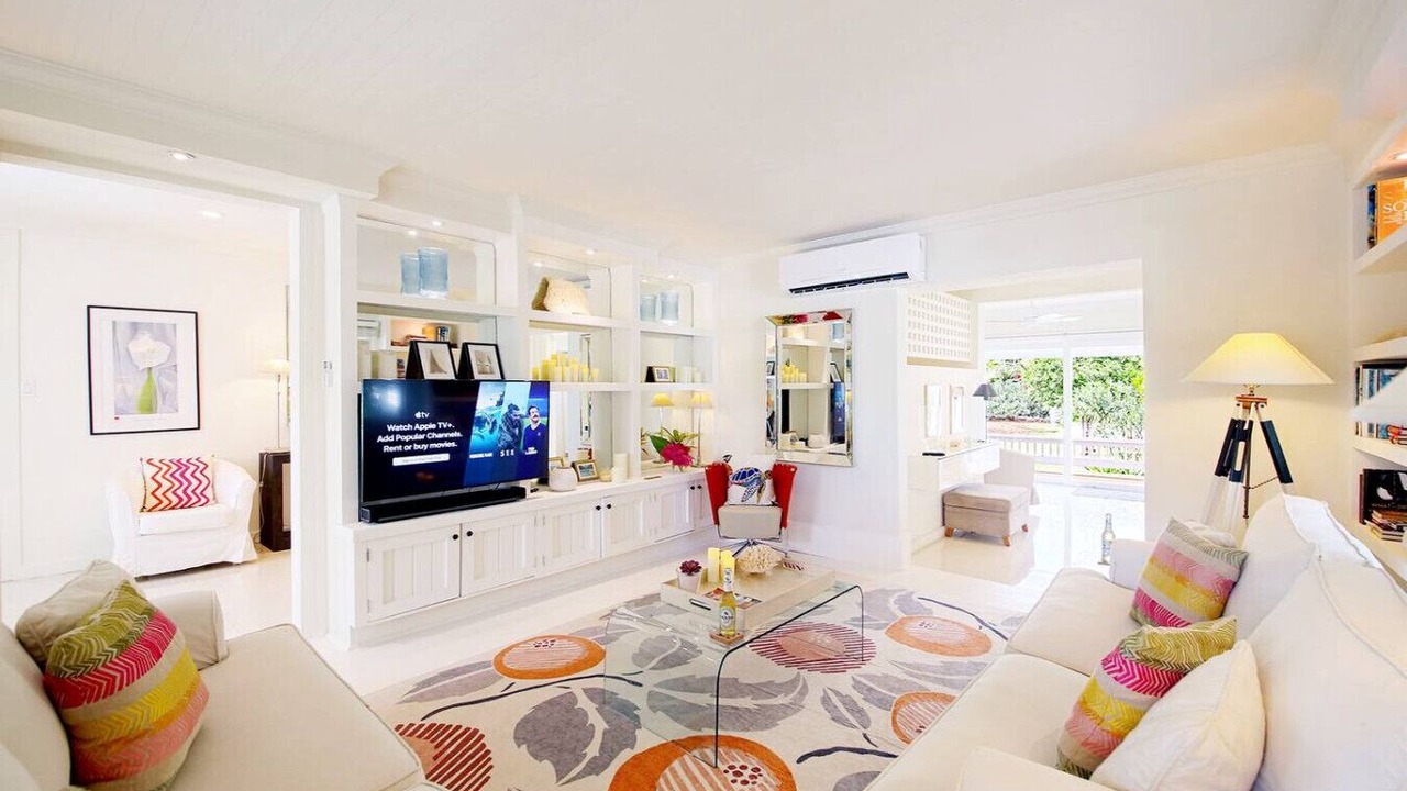 Photo of Livingroom in Governor's Harbour
