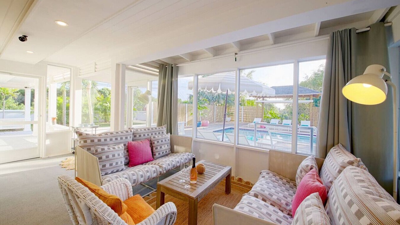 Photo of Livingroom in Governor's Harbour