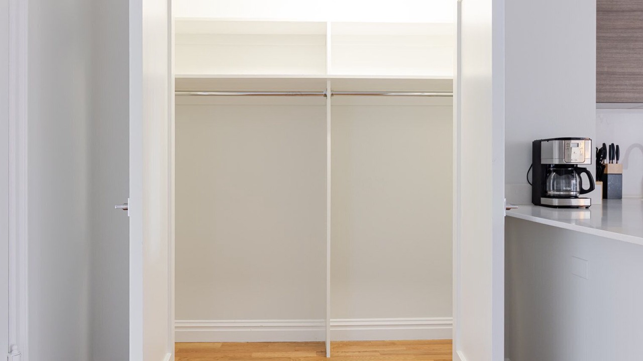 Photo of Others in Sutton Place