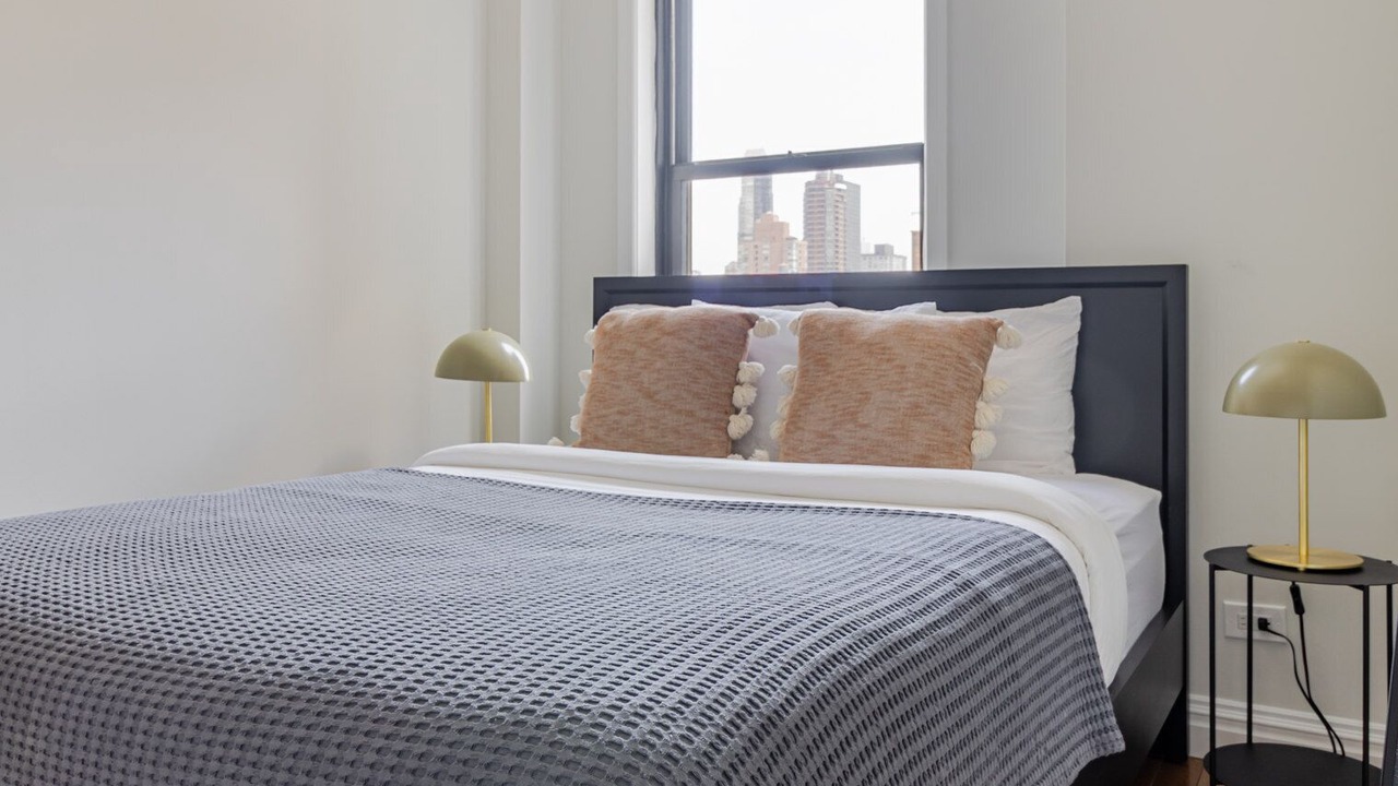 Photo of Bedroom in Sutton Place