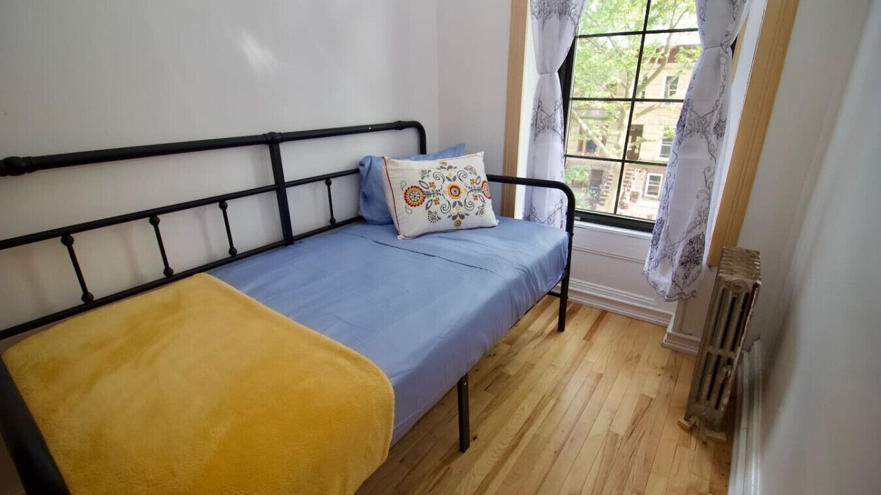 Photo of Bedroom in Bedford-Stuyvesant