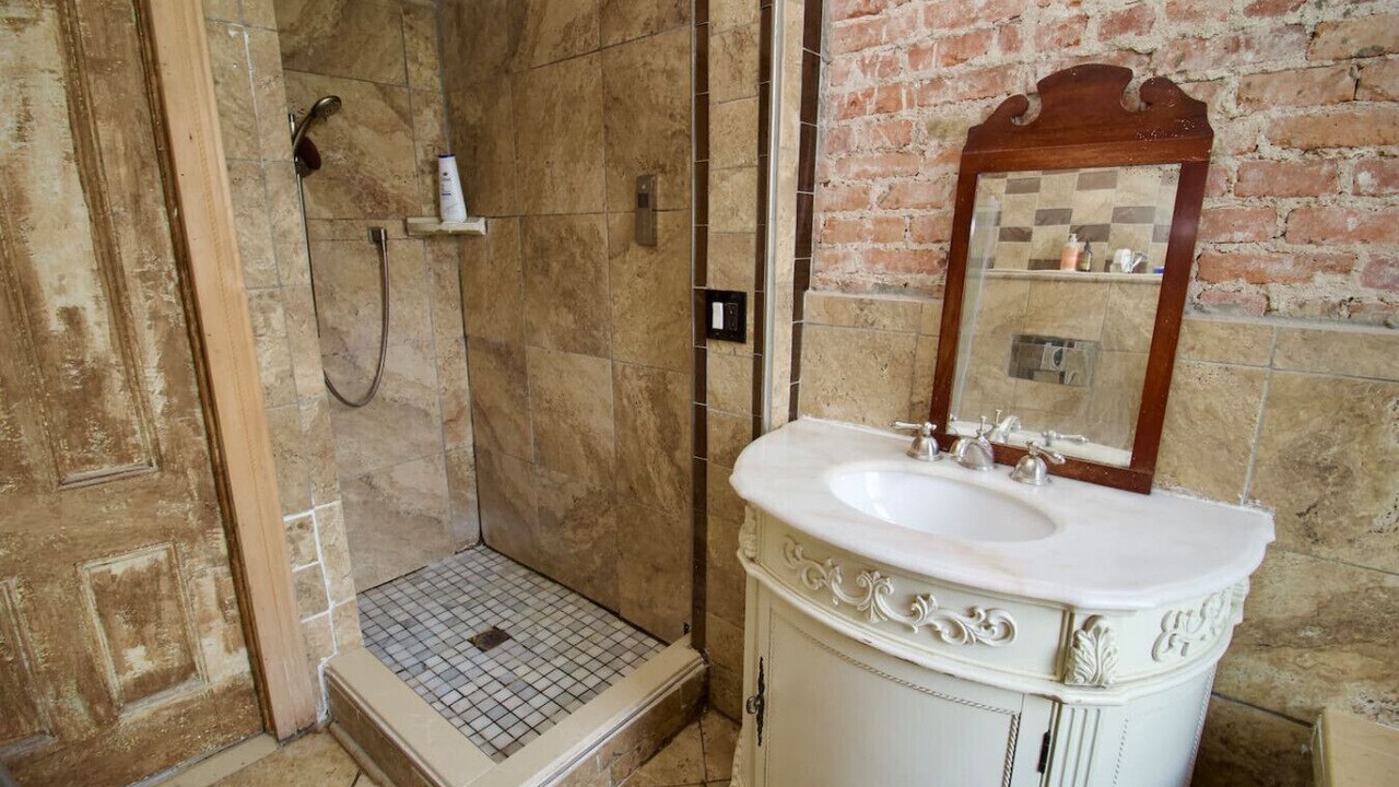 Photo of Bathroom in Bedford-Stuyvesant