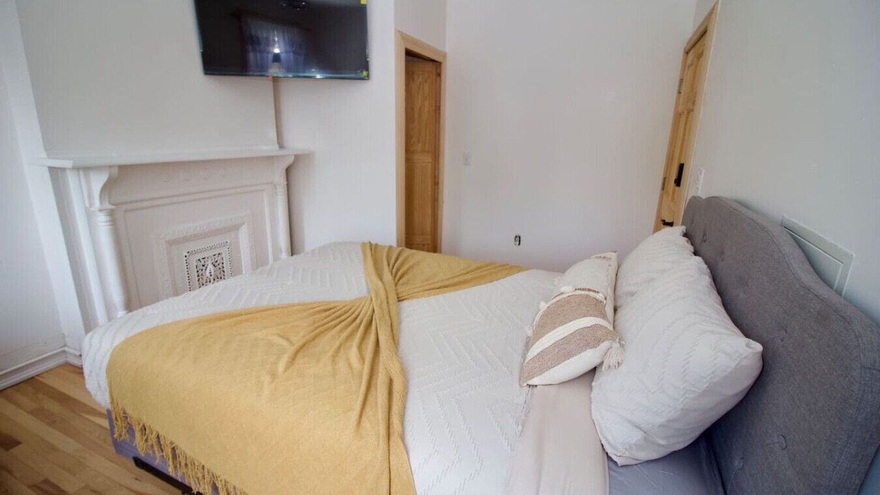 Photo of Bedroom in Bedford-Stuyvesant