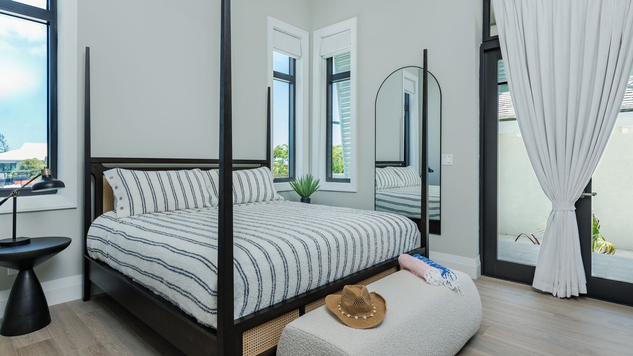 Photo of Bedroom in Staniel Cay