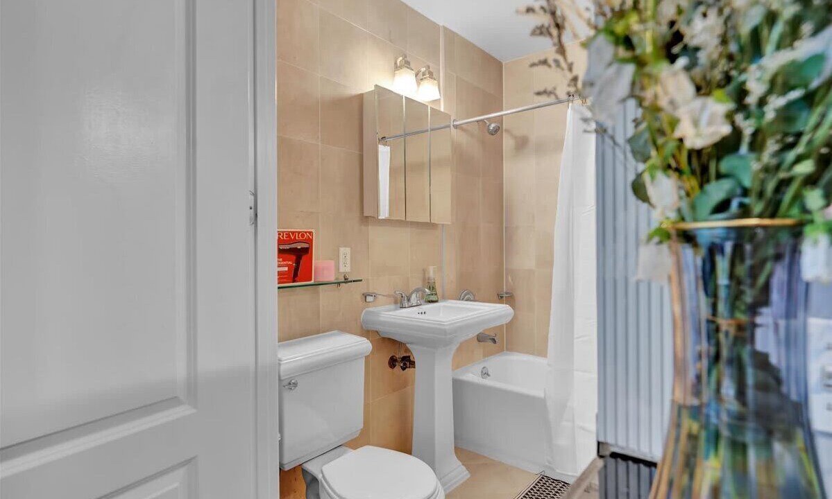 Photo of Bathroom in Gramercy