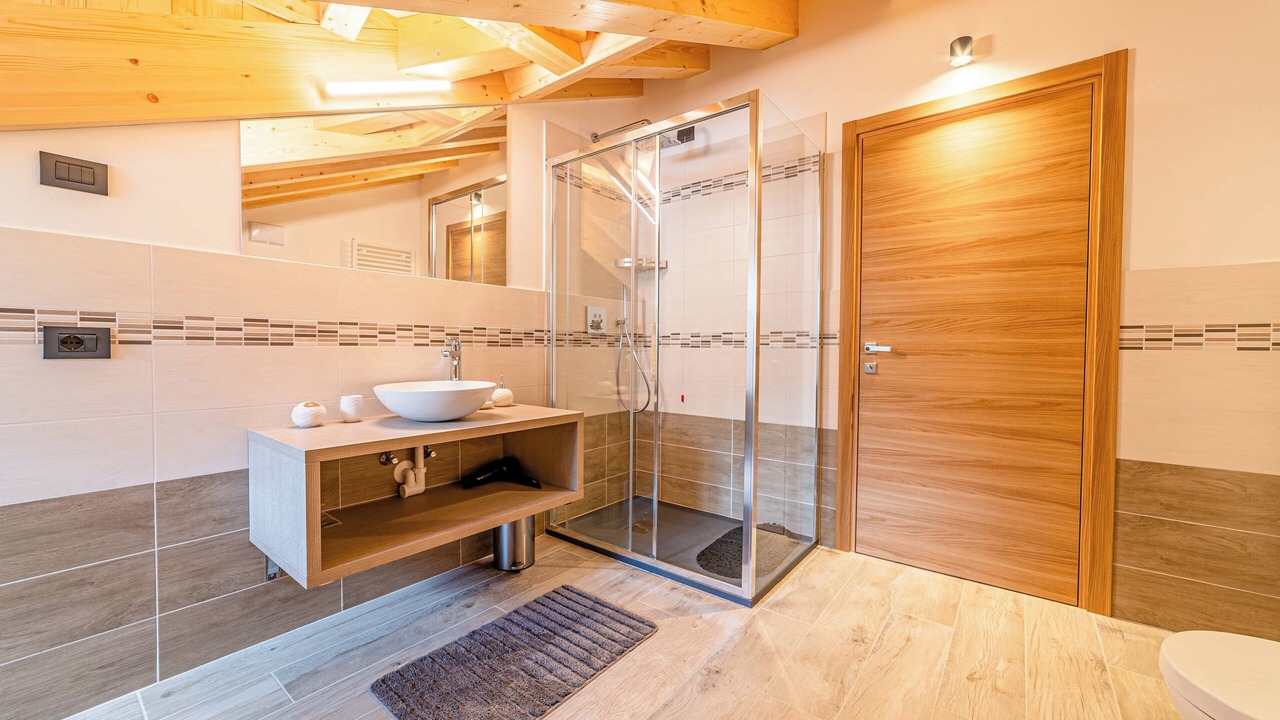 Photo of Bathroom in Livinallongo del Col di Lana