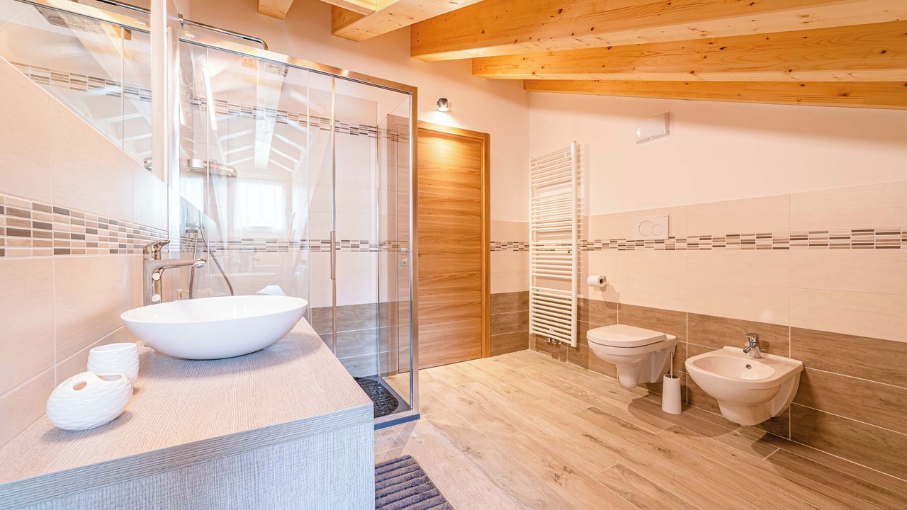 Photo of Bathroom in Livinallongo del Col di Lana