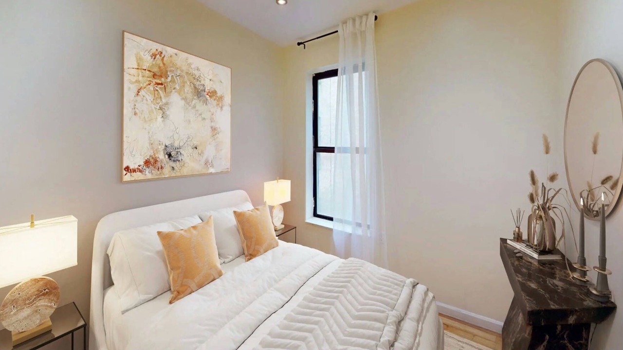 Photo of Bedroom in Manhattan Valley