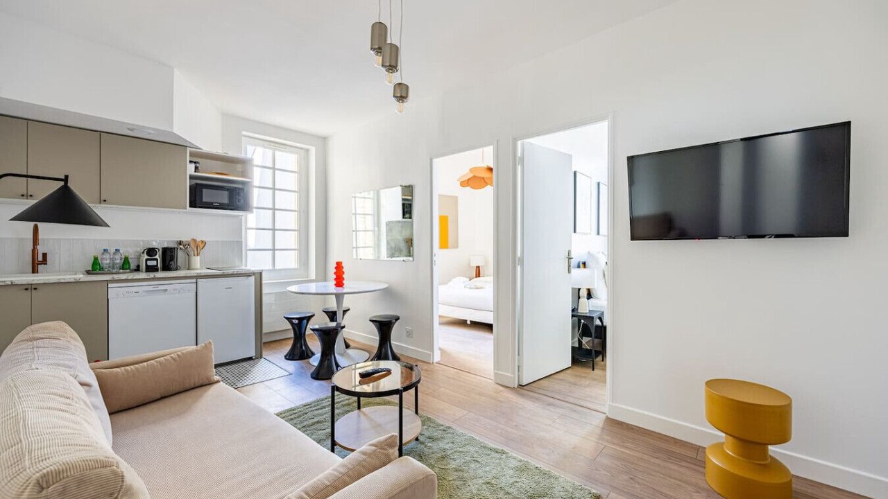 Photo of Livingroom in 5th Arrondissement