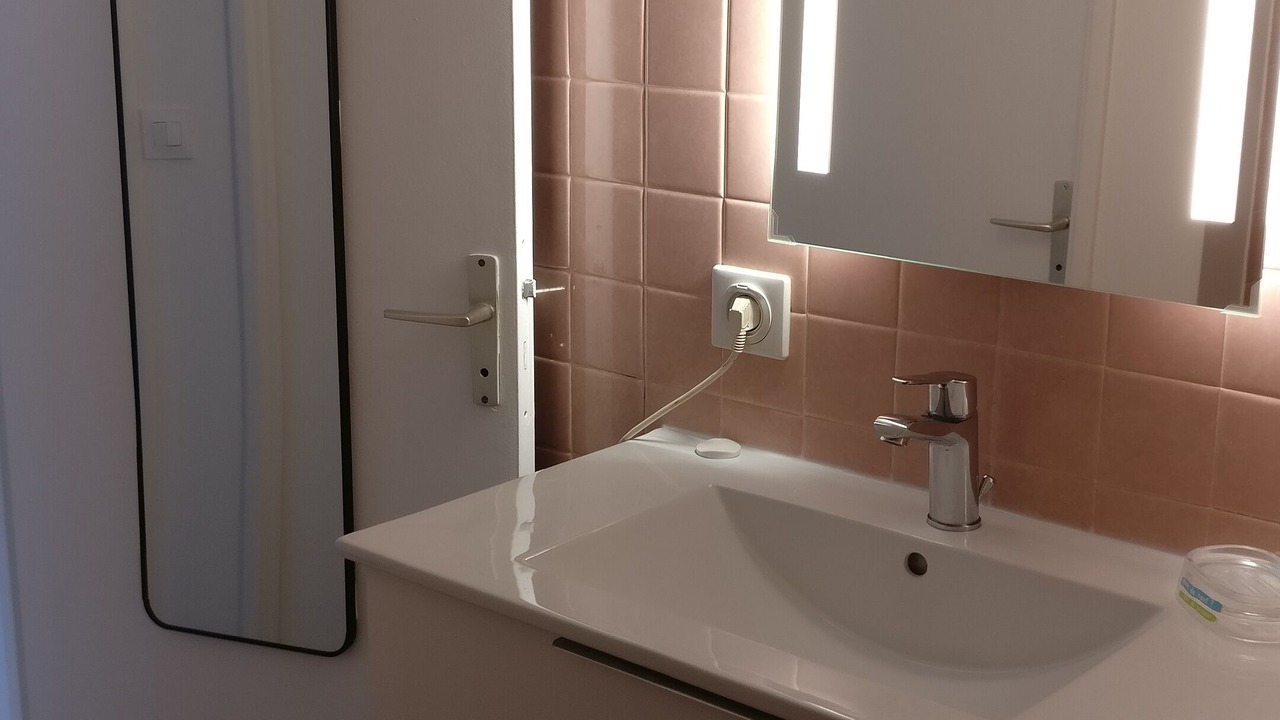 Photo of Bathroom in Fontenay-aux-Roses