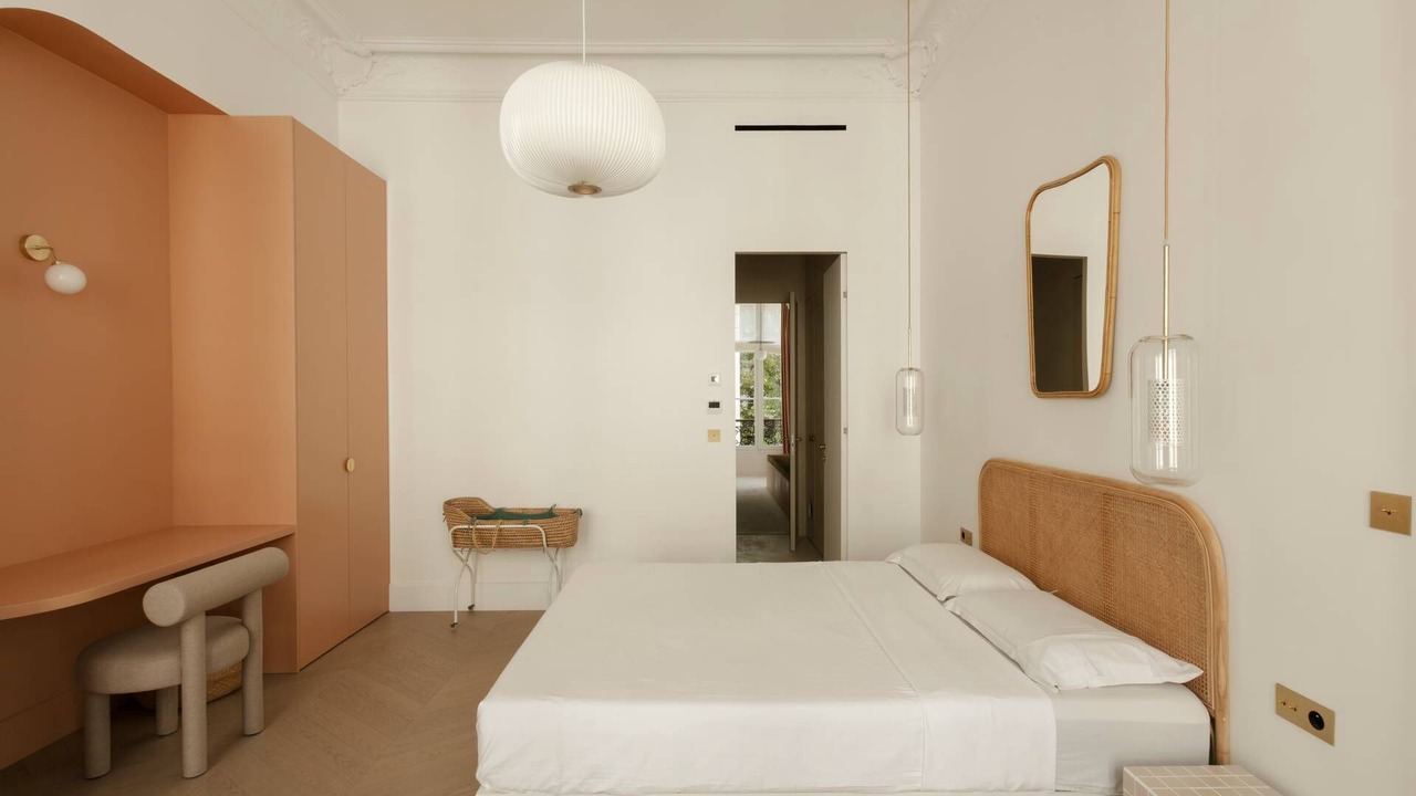 Photo of Bedroom in 9th Arrondissement