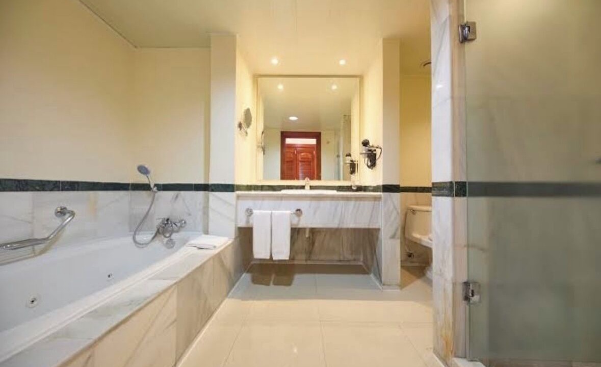 Photo of Bathroom in Runaway Bay