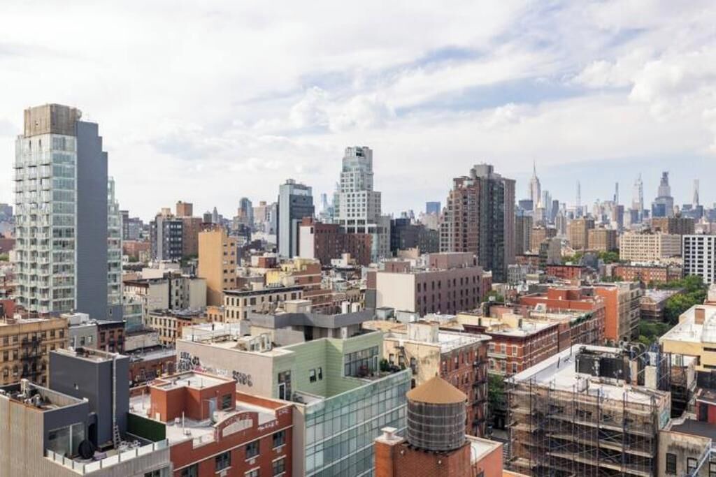 Photo of Others in Lower East Side