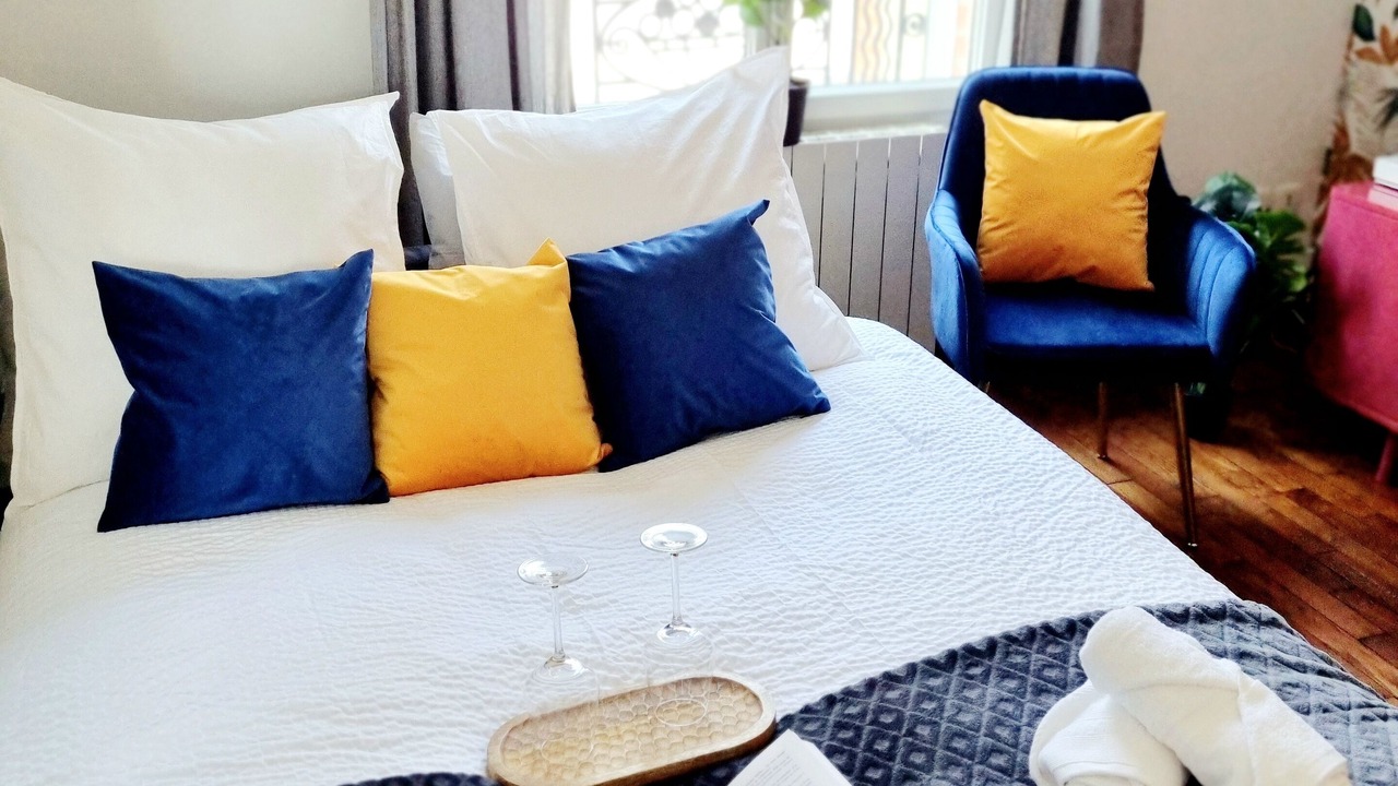 Photo of Bedroom in Antony