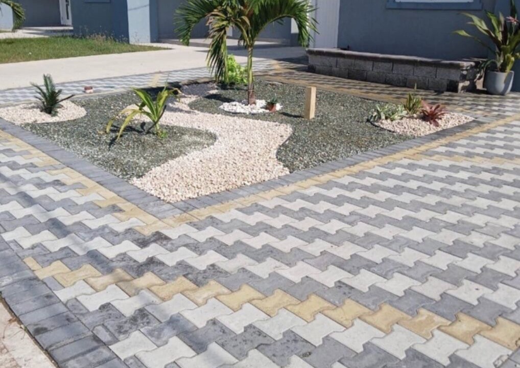 Photo of Outdoor in Portmore