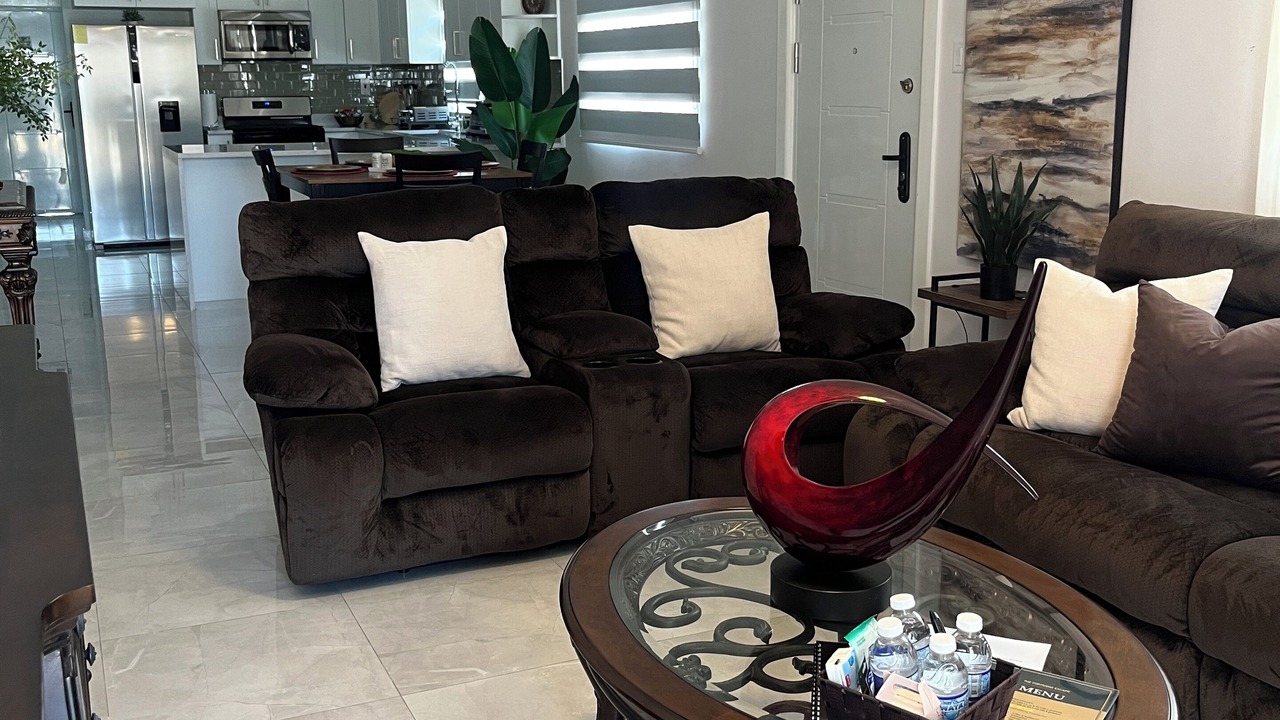 Photo of Livingroom in Portmore